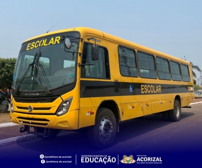VAMOS À ESCOLA | Prefeitura adquire novo ônibus para reforçar o transporte escolar do município