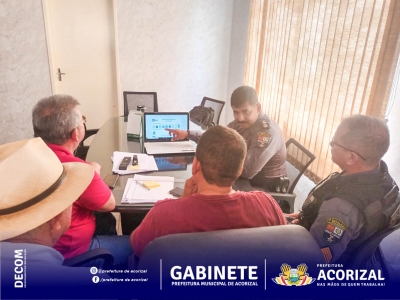 Nesta quinta-feira pela manhã, estiveram reunidos no gabinete do prefeito de Acorizal, Diego Taques, o tenente-coronel Venceslau, comandante do 7º Batalhão da Polícia Militar